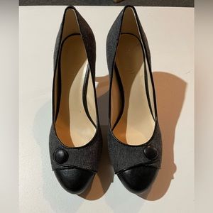Nine West 3.25” gray @ black fabric heels with buttons